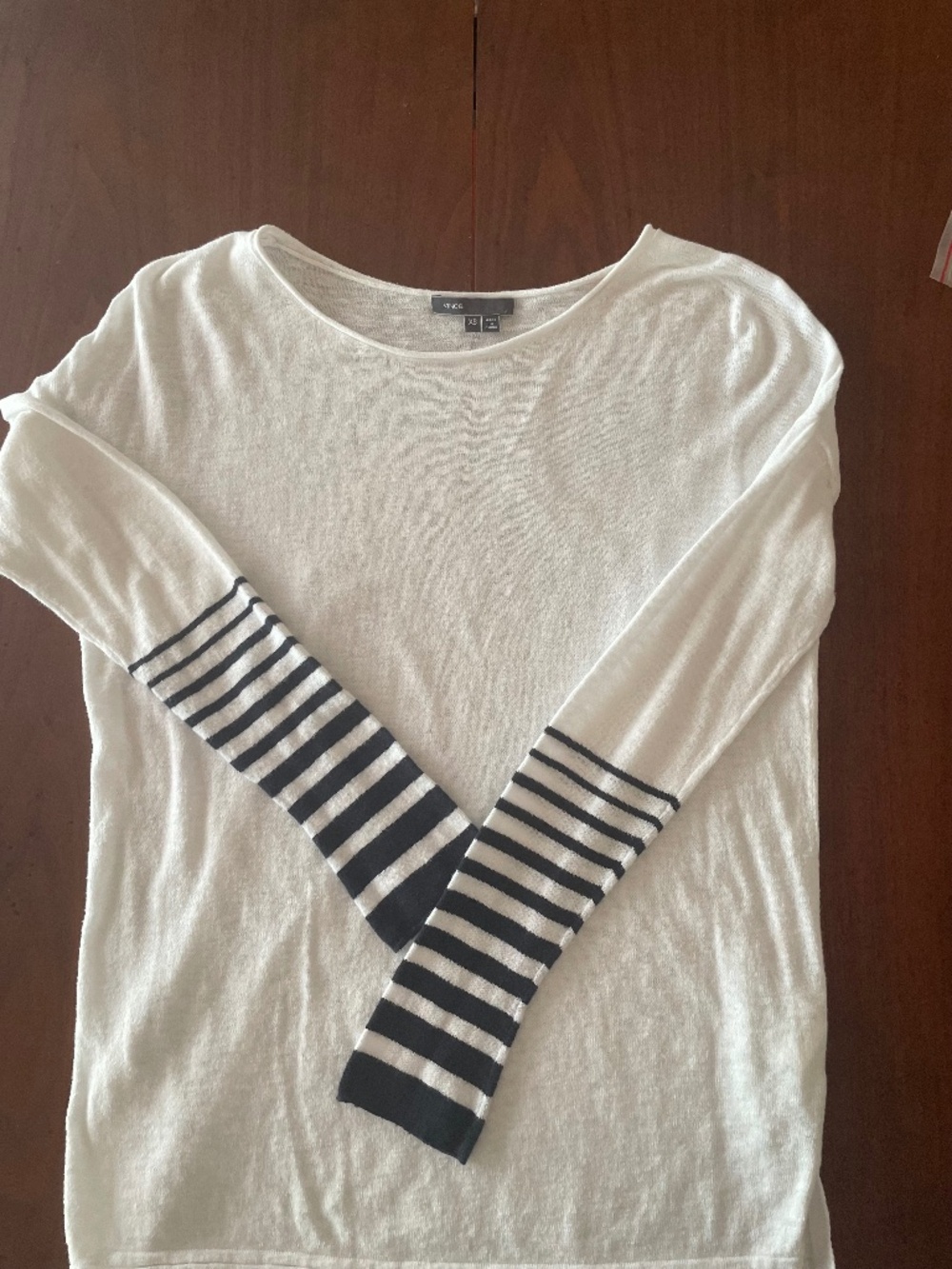 Vince lightweight summer sweater